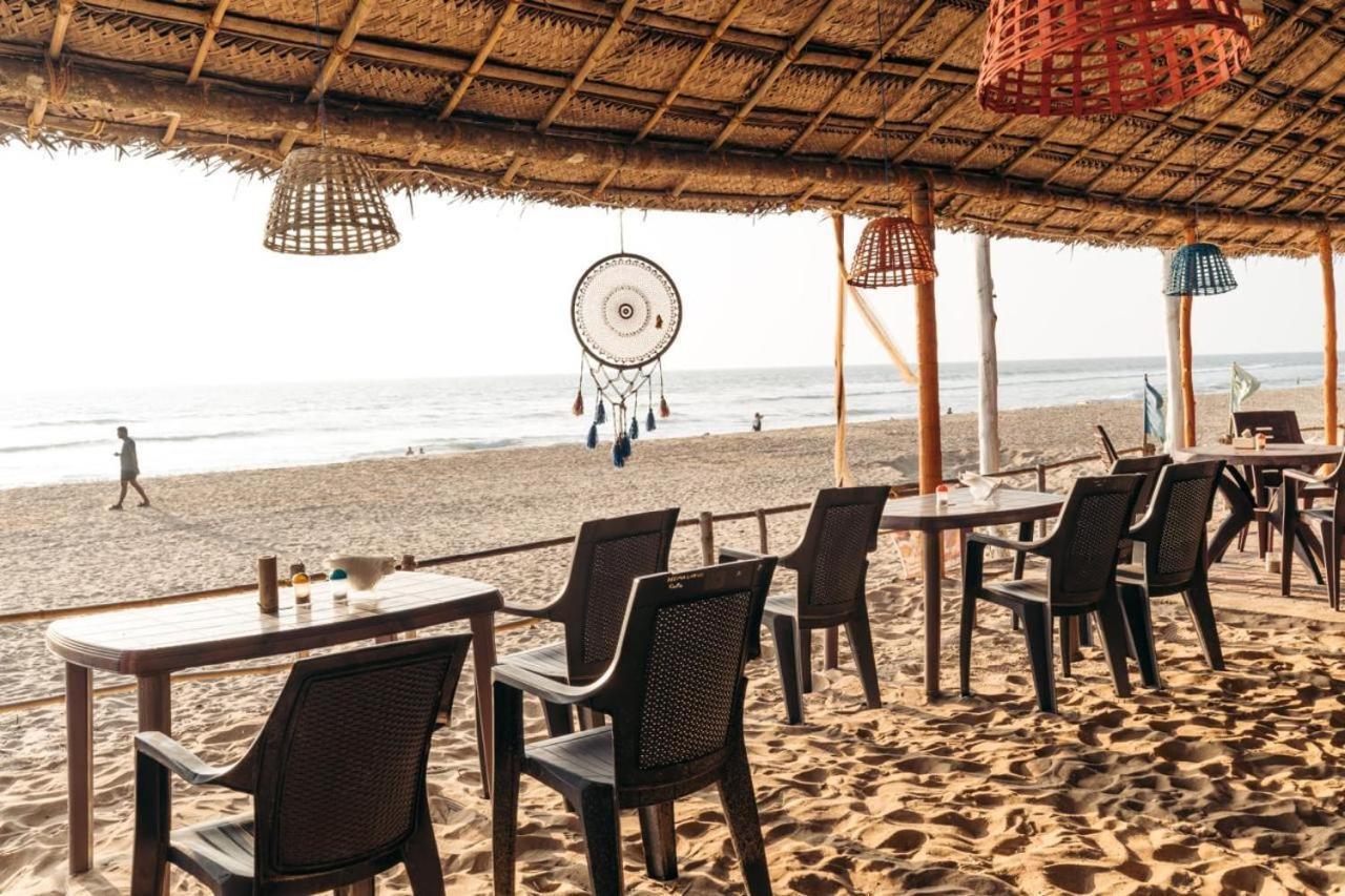 Lighthouse Cafe And Beach House 고카르나 외부 사진
