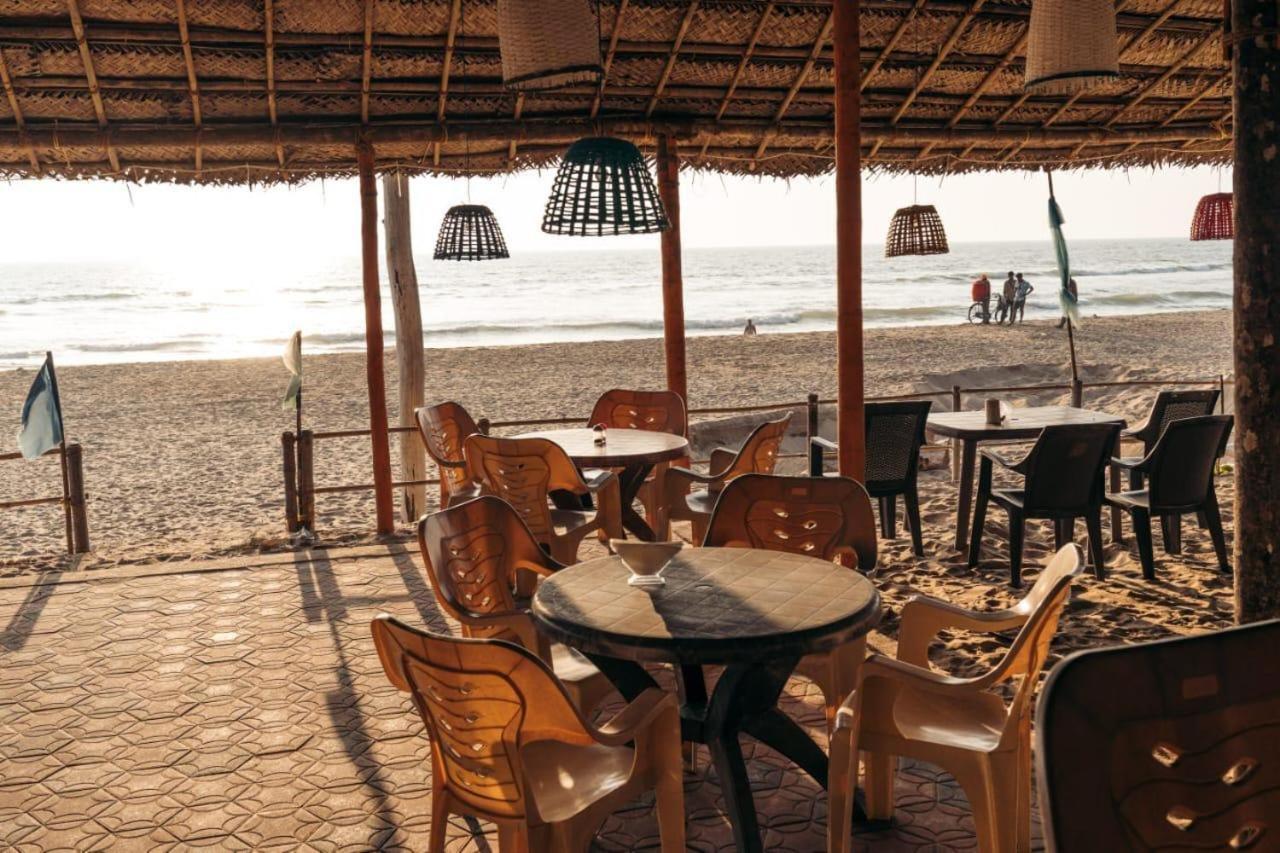 Lighthouse Cafe And Beach House 고카르나 외부 사진